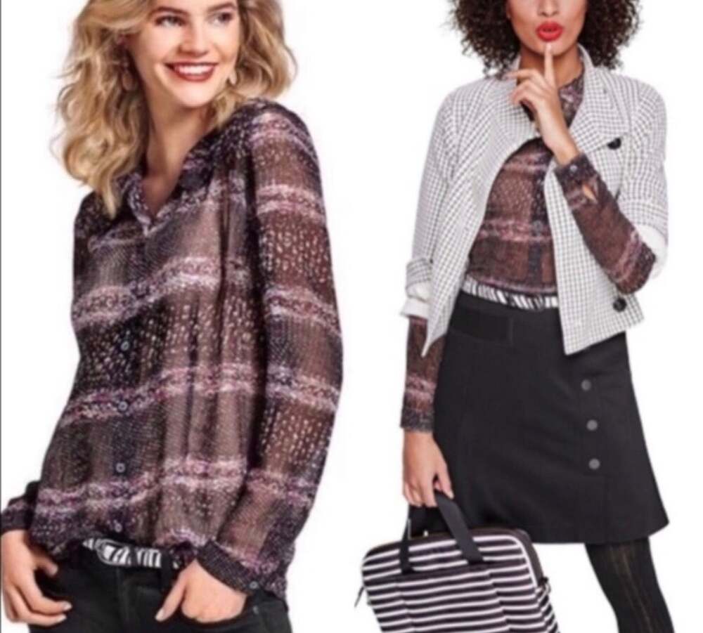 CAbi Style# 3249 Womens Button Down Paris Blouse with collar S